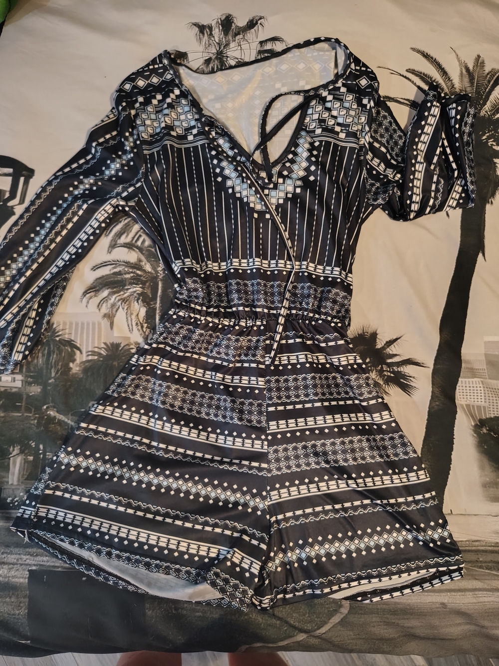 Women’s Black & White Patterned Long-Sleeve Romper